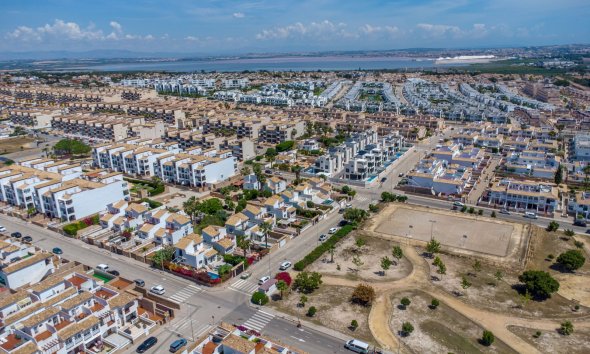 Resale - Villa -
Orihuela Costa - Punta Prima