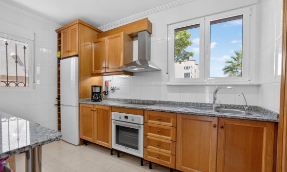 Resale - Villa -
Orihuela Costa - Punta Prima