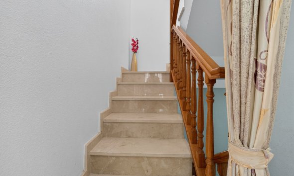 Resale - Villa -
Orihuela Costa - Punta Prima
