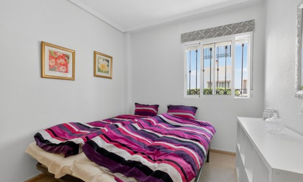 Resale - Villa -
Orihuela Costa - Punta Prima