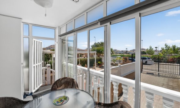 Resale - Villa -
Orihuela Costa - Punta Prima