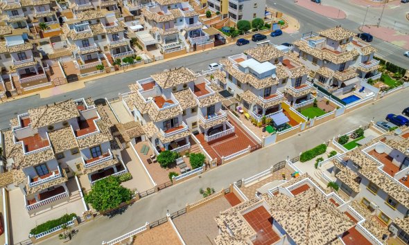 Gensalg - Rækkehus -
Orihuela Costa - Lomas De Cabo Roig
