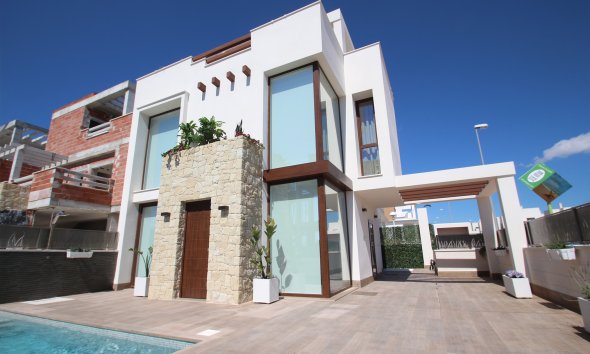 New Build - Villa -
Playa Paraiso