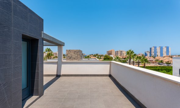 New Build - Villa -
Playa Paraiso