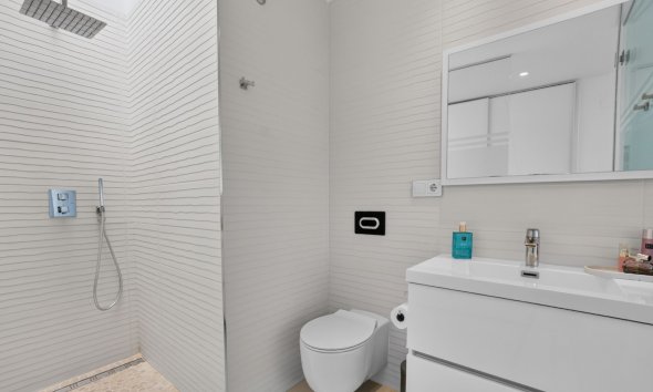 Resale - Apartment -
Torrevieja