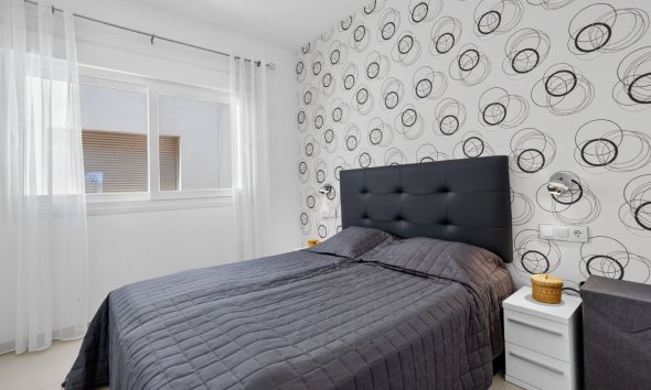Resale - Apartment -
Torrevieja