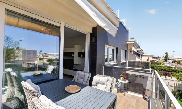 Resale - Apartment -
Torrevieja