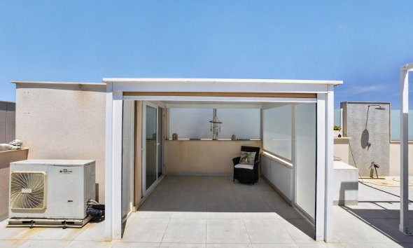 Resale - Apartment -
Torrevieja