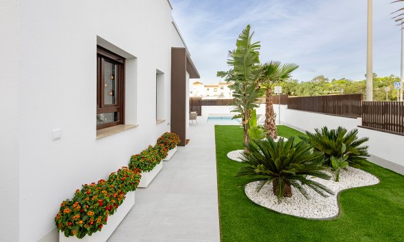 Nybyggeri - Rækkehus -
Orihuela Costa
