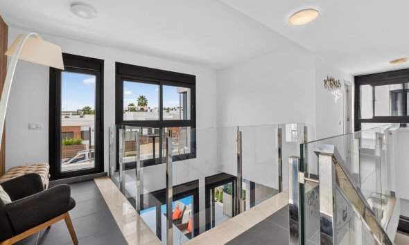 Gensalg - Villa -
Orihuela Costa - Orihuela
